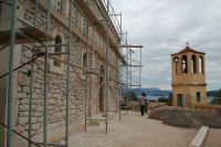 Port Leone, renovering av kyrkan